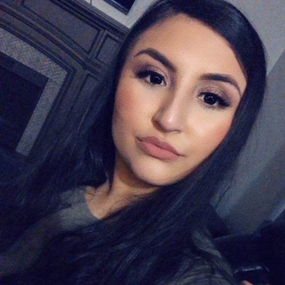 Meet your seller 🎉❤️ - Picture 1 of 3